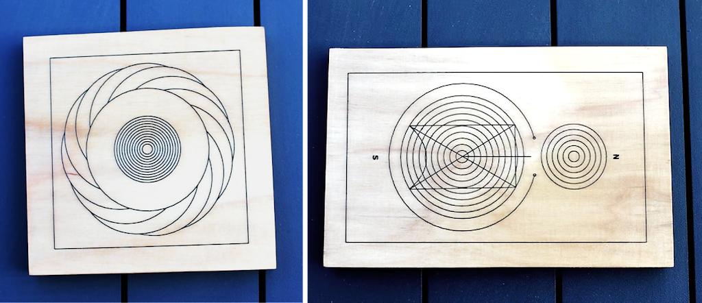 Placas de madera con gráficos radiónicos